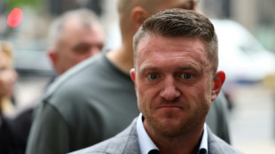 Royaume-Uni: Tommy Robinson, l'agitateur anti-musulman accusé d'attiser les émeutes