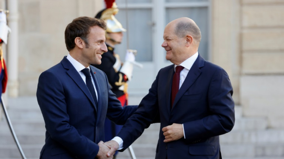 Macron, Scholz meet in bid to defuse Paris-Berlin tensions