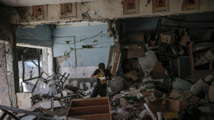 Palestinesi, raid israeliano su scuola-rifugio, 5 morti