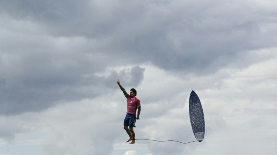 Rétrospective 2024: Gabriel Medina lévite au-dessus de Teahupo'o