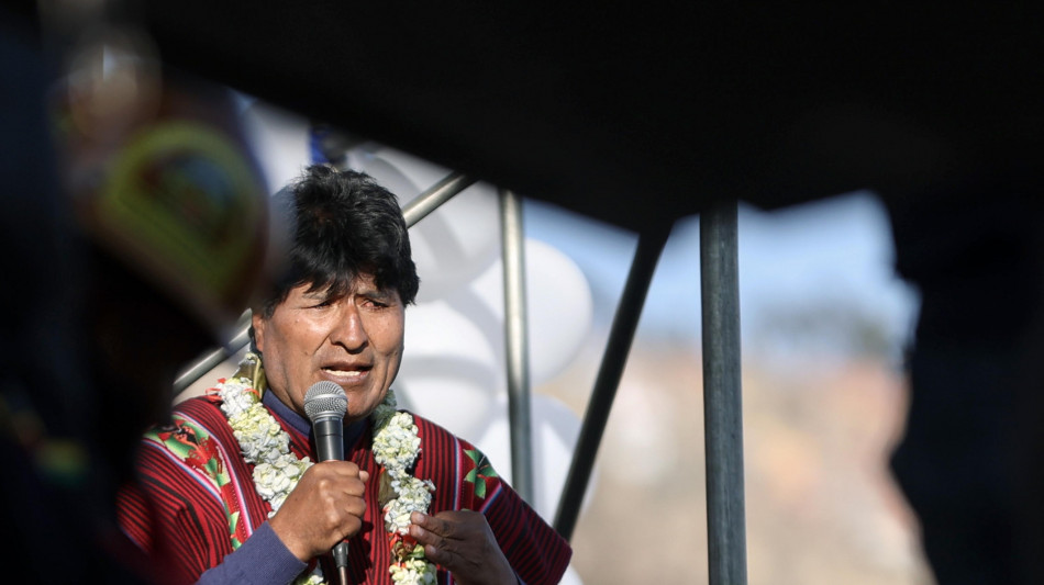 Bolivia, Morales indagato per abusi e tratta di esseri umani