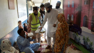 Una mezcla de alivio y desesperación en los campamentos de acogida tras inundaciones en Pakistán