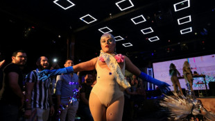 Competição de 'drag queens', um desafio à discriminação na Nicarágua