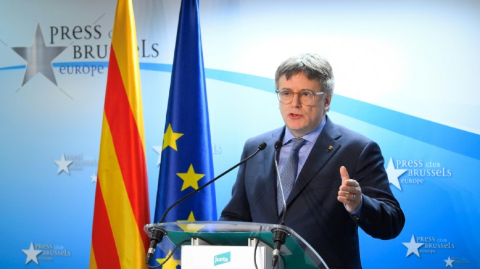 El líder independentista catalán Puigdemont presiona a Pedro Sánchez