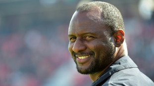 Vieira takes over at struggling Gerona