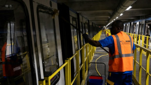 Dans les "coulisses" du grand lessivage du métro, défi du quotidien décuplé pour les JO