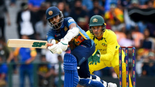 Mendis anchors Sri Lankan batting in first ODI against Australia