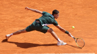 Carlos Alcaraz pierde en su estreno en Montecarlo ante Sebastian Korda