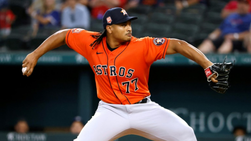 Astros hurlers make history with two immaculate innings