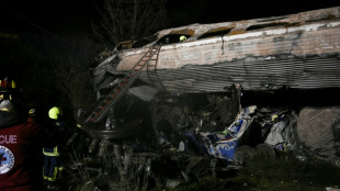 Mehr als 30 Tote und 85 Verletzte bei Zugunglück in Griechenland