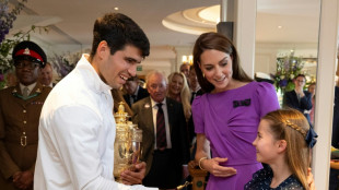 Princesa Kate assiste à final masculina de Wimbledon