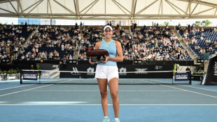 Keys beats Pegula to win second Adelaide title 