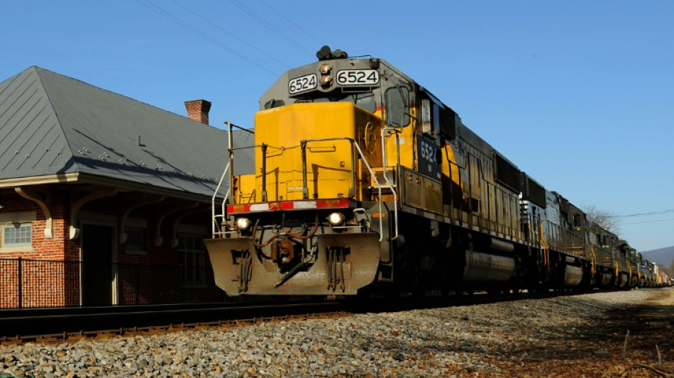 Damaging US rail strike looms as W.House pushes for deal