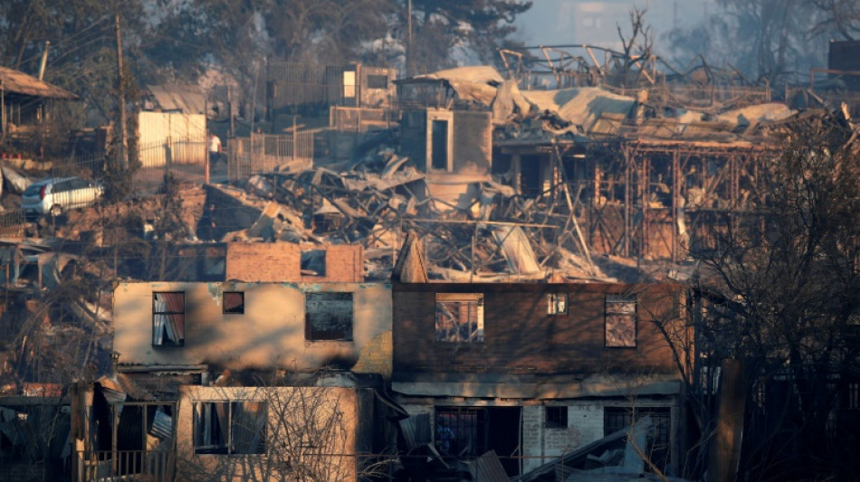 Au moins 19 morts dans les incendies au Chili