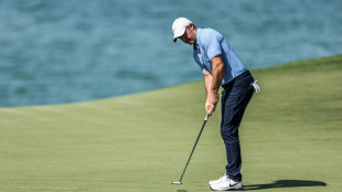 Fleetwood ties course record to grab lead in Abu Dhabi