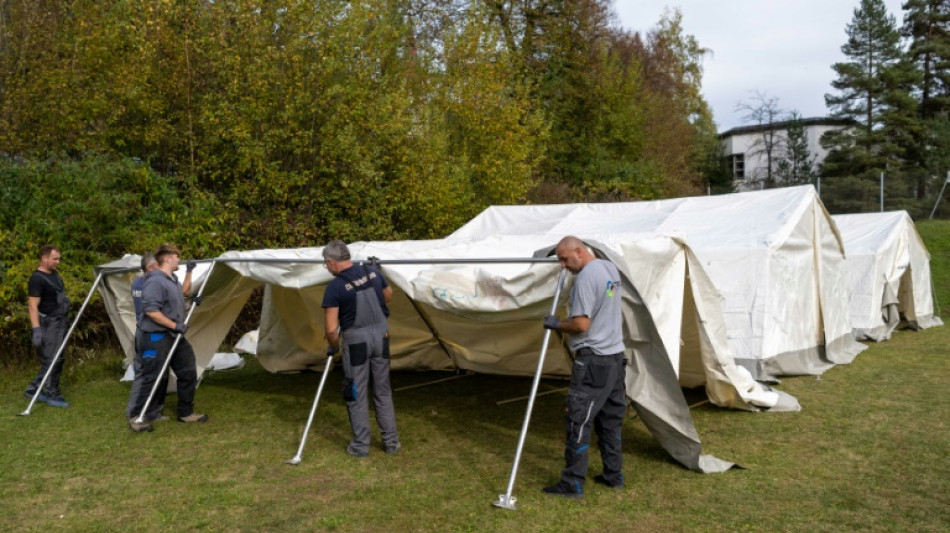 Tents for asylum seekers stir debate in Austria