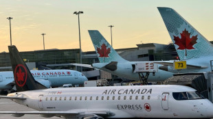 Deal with pilots averts strike at Air Canada