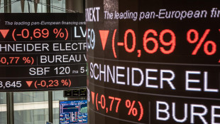 Borsa: l'Europa in avvio è incerta, Parigi -0,02%