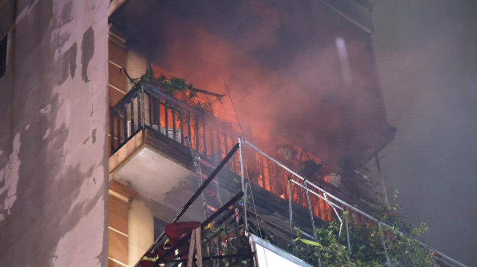 Incendio in un bar karaoke ad Hanoi, 11 morti