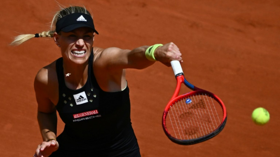 Kerber, Azarenka win at French Open as Djokovic, Nadal eye third round