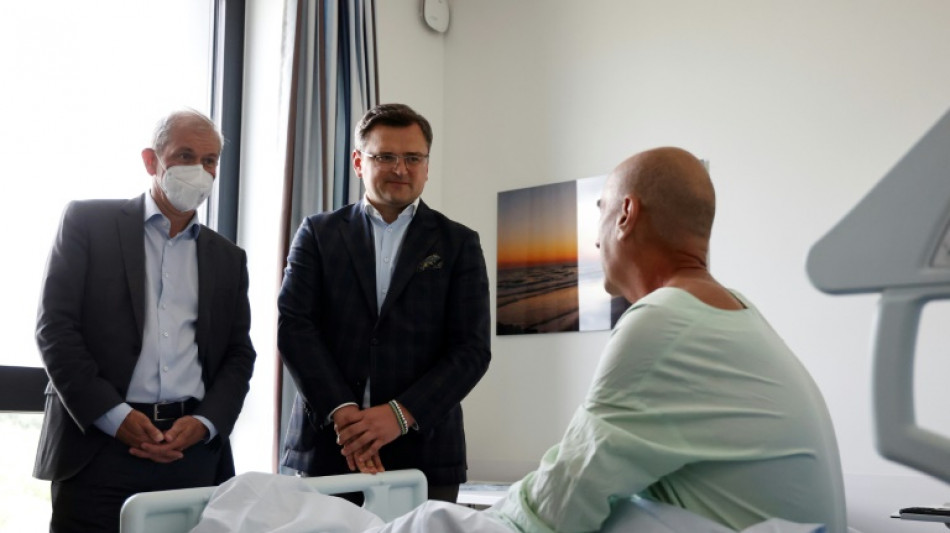 Médicos y pacientes ucranianos se reúnen en un hospital de Alemania